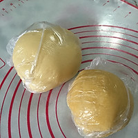 奶香蛋黄酥（黄油版）的做法图解7