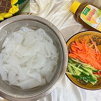 #给年味整点鲜的#五彩色大拉皮的做法图解1