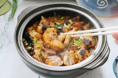 砂锅腐竹焖鱼