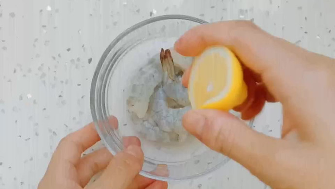 酥香可口芝士鲜虾酥