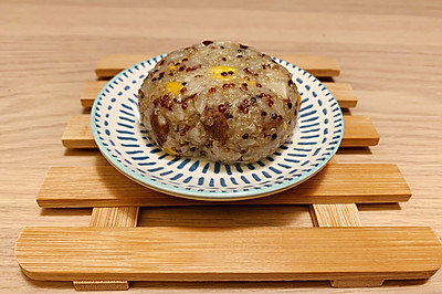 藜麦香菇糯米饭团