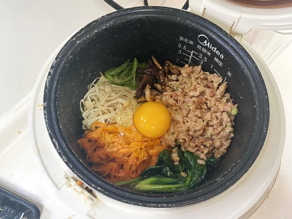 电饭锅韩式拌饭