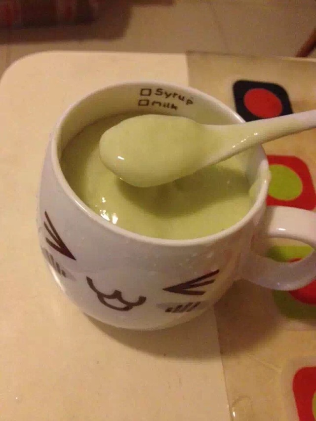 牛油果香蕉奶昔