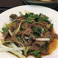 香菜大葱拌牛肉的做法图解4