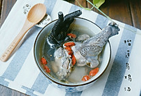 煲一碗浓浓爱意的汤——榴莲乌鸡汤的做法