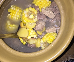 玉米板栗排骨汤的做法