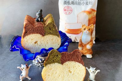 三色猫头面包