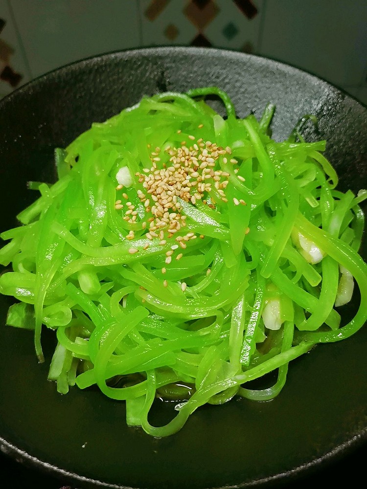 凉拌莴笋的做法