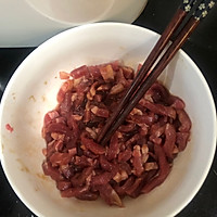 #太太乐鲜鸡汁玩转健康快手菜#萝卜条炒牛肉丝的做法图解2