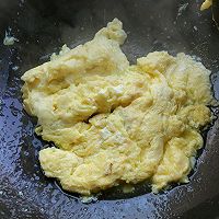 秋葵炒鸡蛋的做法图解4