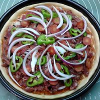 #带着美食出去浪# 黑椒牛肉披萨的做法图解17