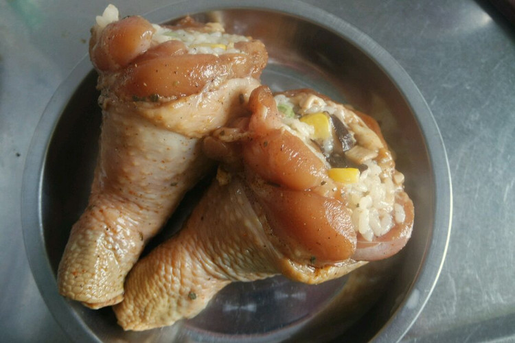 鸡腿包饭的做法
