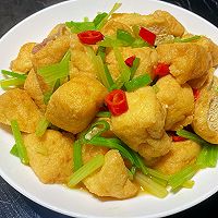 油豆腐炒芹菜的做法图解7