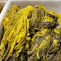 酸菜鸡蛋素面的做法图解1