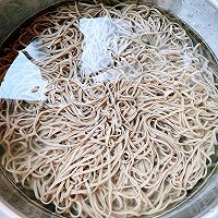 #刘畊宏女孩减脂饮食#五花肉芸豆土豆蚬子荞麦面的做法图解5