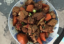 红萝卜烧排骨的做法
