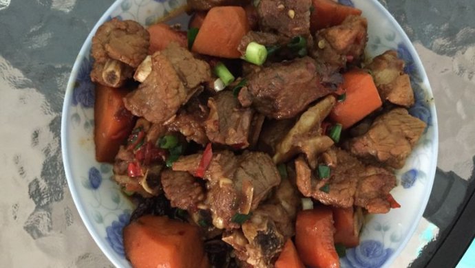 红萝卜烧排骨