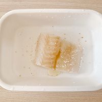#宝宝的第一口辅食鱼#清蒸鳕鱼的做法图解2