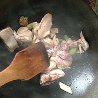 香菇焖鸡的做法图解3