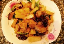 香菇淮山闷鸡翅的做法