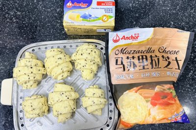 火腿芝士馒头卷