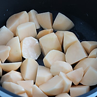 #烤究美味 灵魂就酱#酱香土豆 ，软糯入味，很下饭的做法图解3