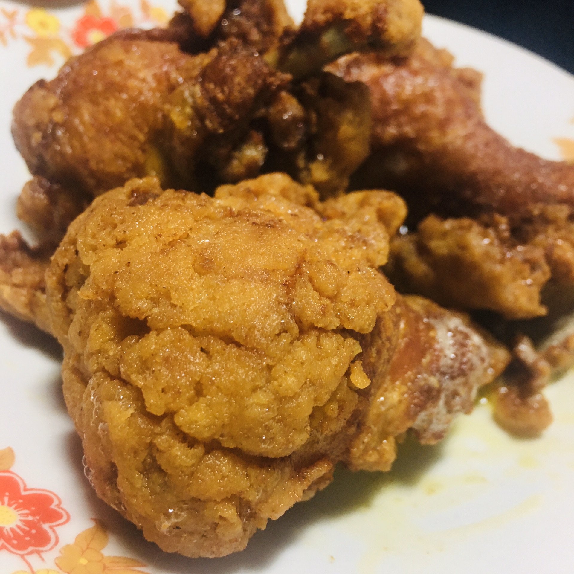 Simple crispy fried chicken leg