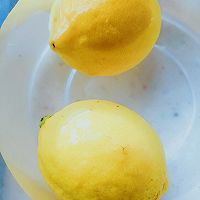 蜂蜜柠檬茶的做法图解1