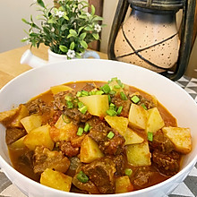 下饭神菜《番茄土豆牛腩煲》