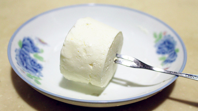 简单无添加的淡奶油雪糕冰淇淋