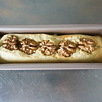 一次就成功的香蕉核桃蛋糕的做法图解11