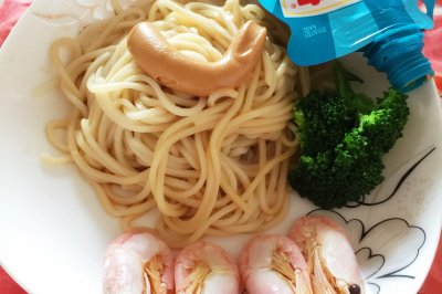 花生酱拌面