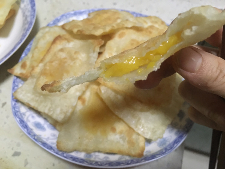 芒果飞饼（馄饨皮版）的做法