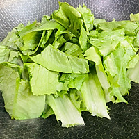 #春日时令，美味尝鲜#清炒油麦菜的做法图解6