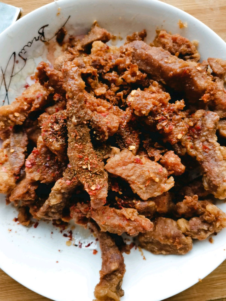干炸酥肉——新疆人的里脊肉干的做法