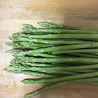 虾仁豆腐芦笋汤的做法图解1
