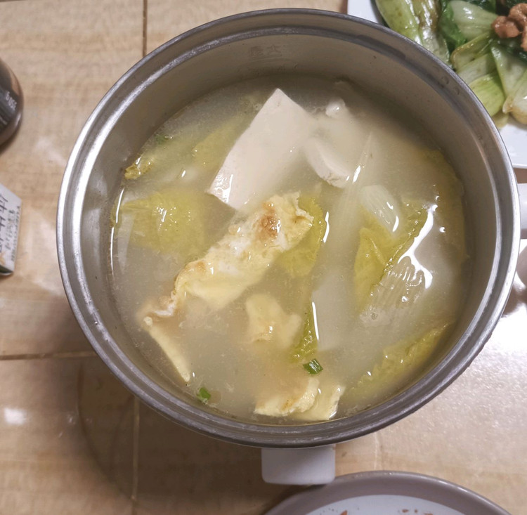 白菜豆腐汤(清淡版)的做法