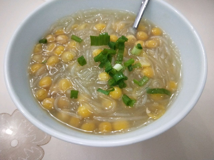豌豆粉丝汤的做法