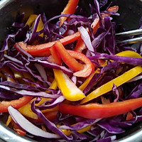 彩椒紫甘兰（凉拌菜）的做法图解2
