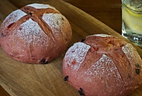 草莓软欧面包的做法