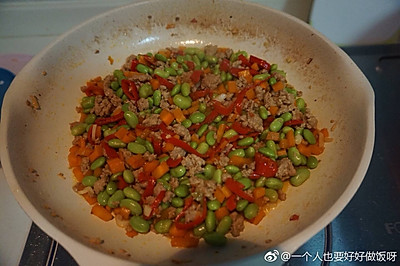 青豆炒肉末