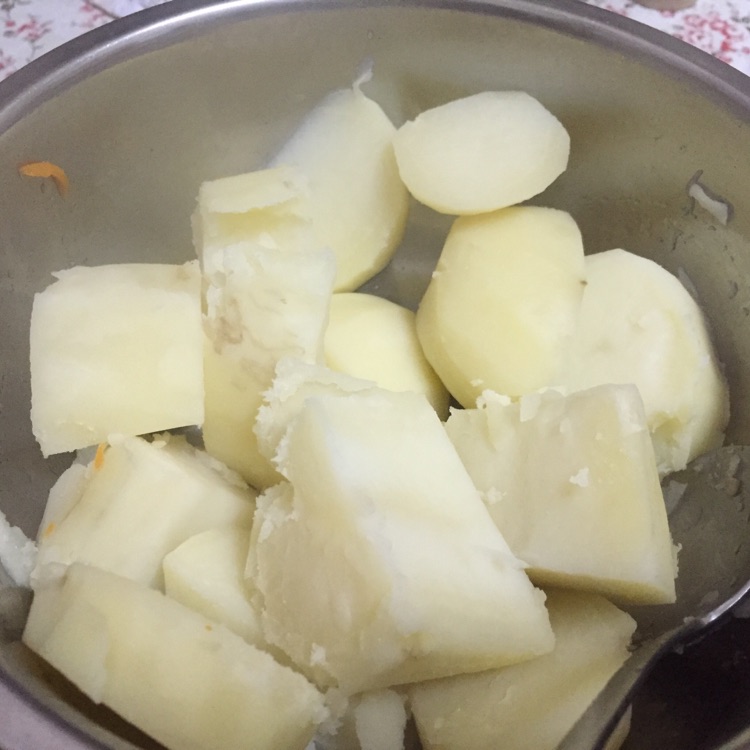 土豆泥沙拉的做法图解4