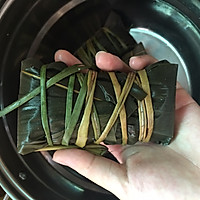 咸蛋猪肉绿豆粽的做法图解8