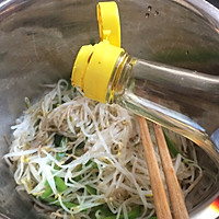 清爽小菜: 凉拌豆芽的做法图解7
