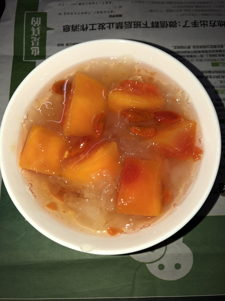 银耳木瓜羹的做法