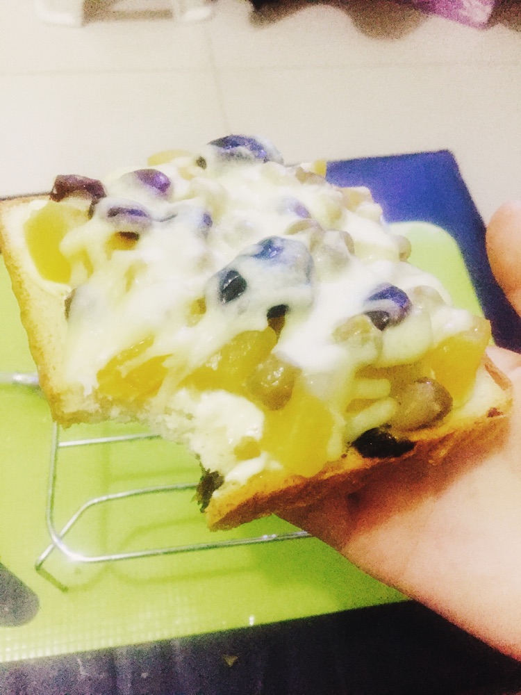 水果蜜豆土司披萨的做法图解6