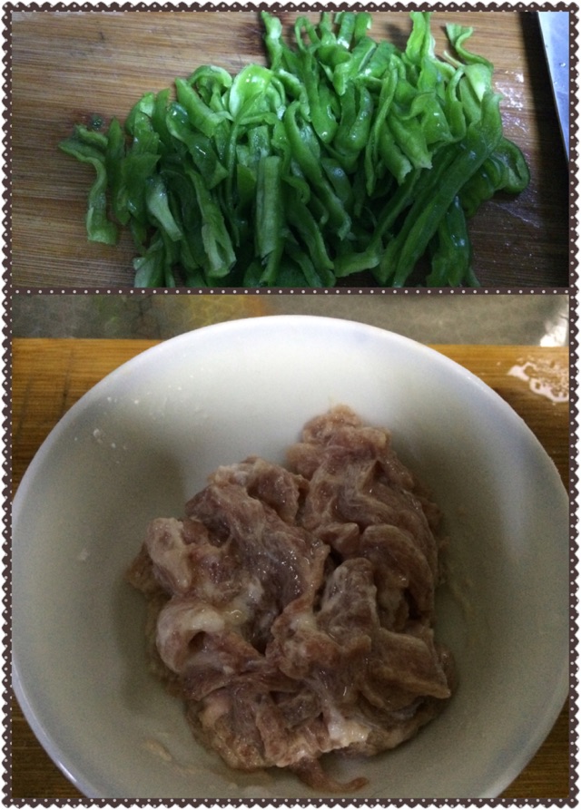 青椒肉丝的做法图解1