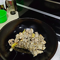 爆炒牛蛙的做法图解2