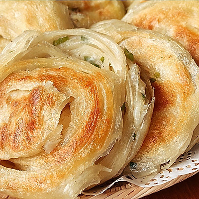 街头美食葱油饼