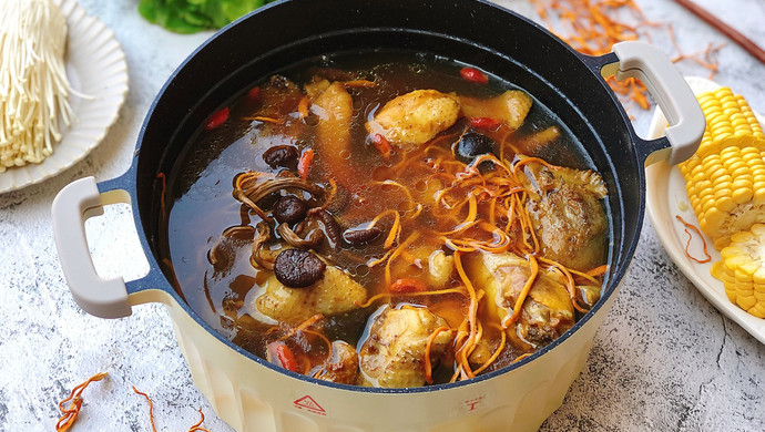菌菇鸡汤，滋补营养又暖胃